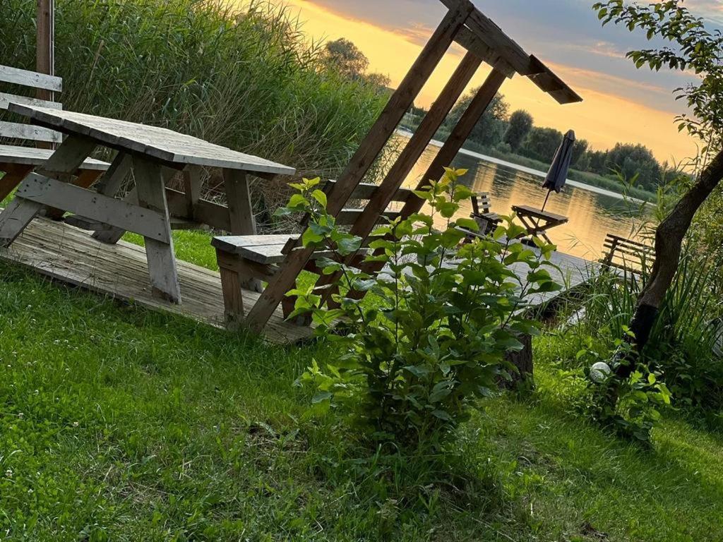 Domek Nad Jeziorem Myślibórz 外观 照片